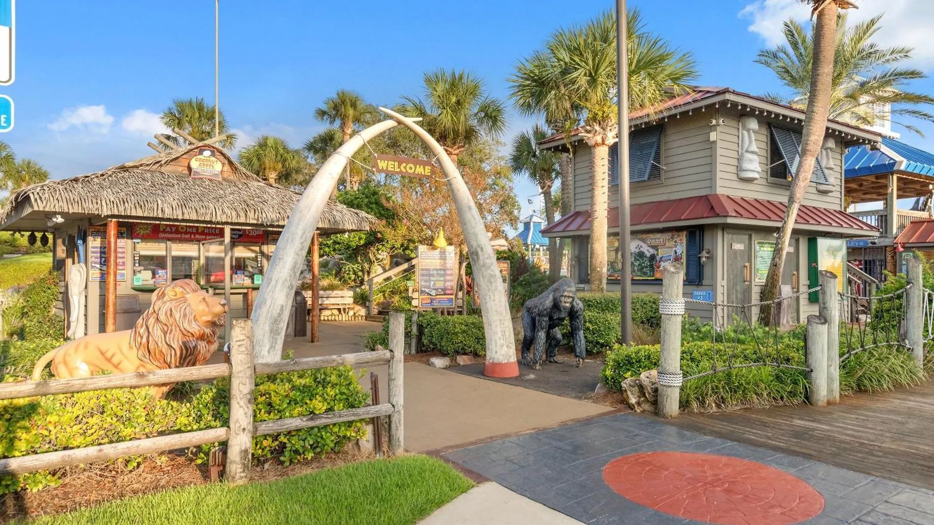 別荘 Pet Friendly Beach House All New Tastefully Remodeled W Golf Cart Included! パナマシティービーチ